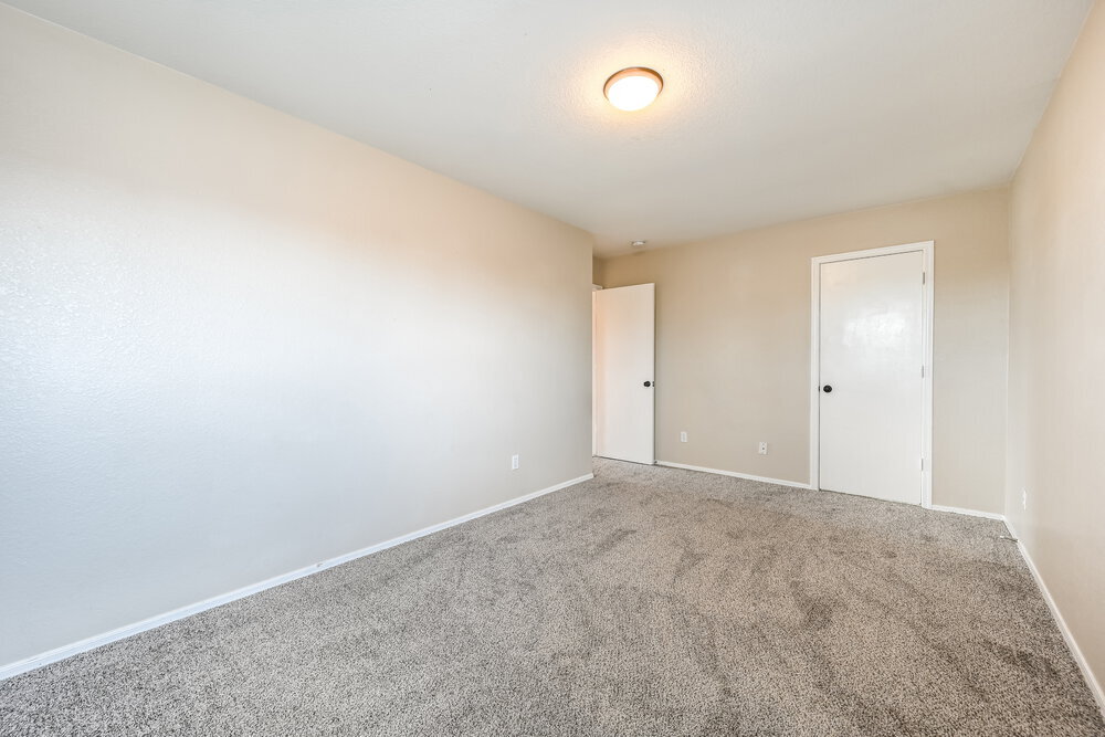 Building Photo - 15331 W Cameron Cir