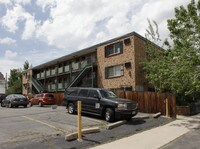 Building Photo - Redi Properties