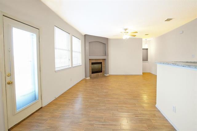 Building Photo - 10617 Wolfcreek Ln
