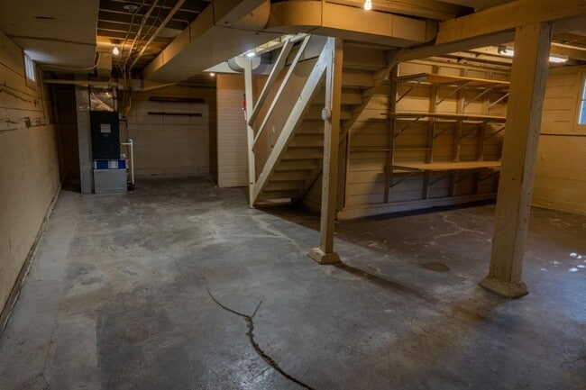 Building Photo - 4Bd/2Ba Seattle House