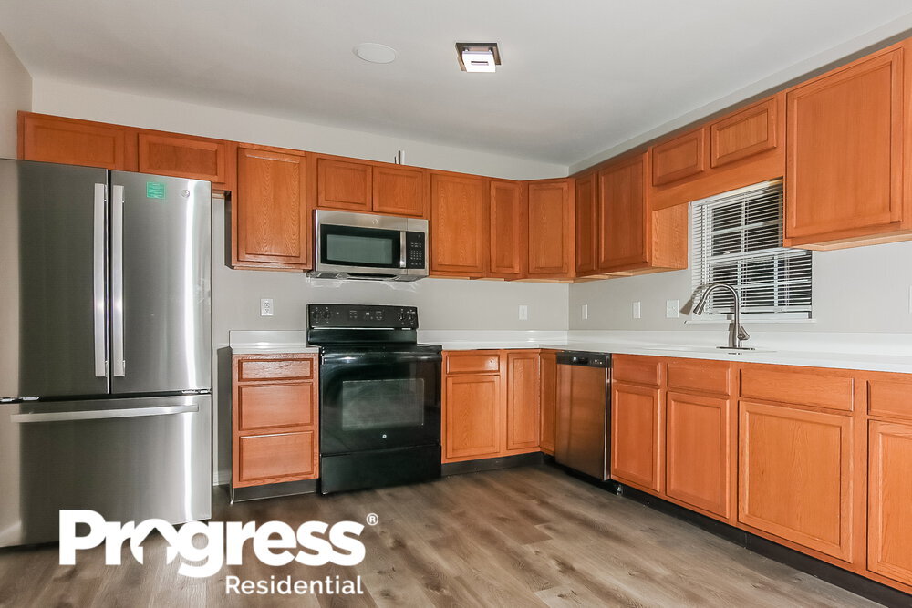 Building Photo - 1848 Ernest Dr