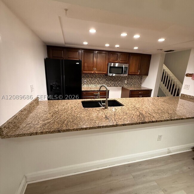 Building Photo - 13370 SW 89th Terrace