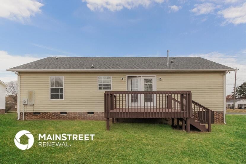 Building Photo - 306 E 28th St