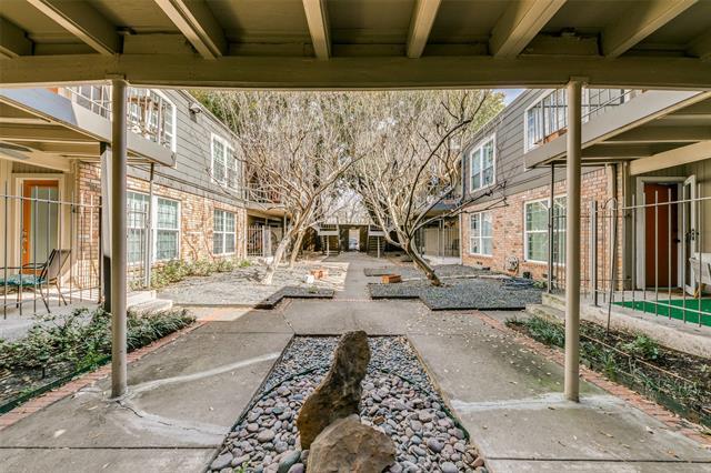 Building Photo - 5322 Fleetwood Oaks Ave