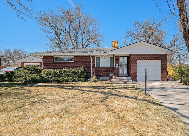 Primary Photo - AVAILABLE FOR IMMEDIATE MOVE IN