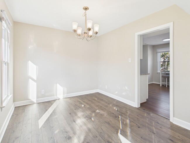 Building Photo - 12024 Lockett Ridge Ave