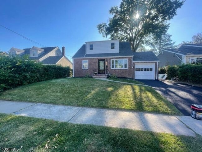 Building Photo - 752 Layton Dr