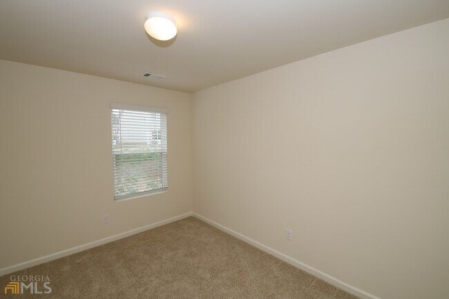 Building Photo - 85 Chastain Cir