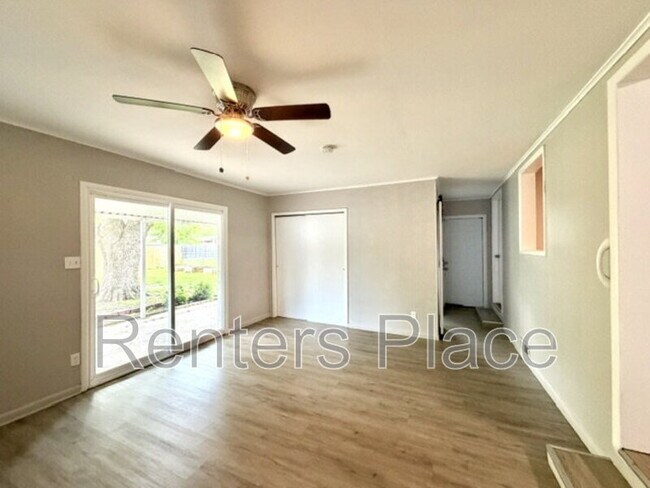 Building Photo - 4689 S Troost Ave