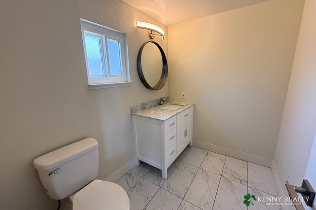 Building Photo - Spacious 4 Bedroom Home with Large Backyard in San Bruno