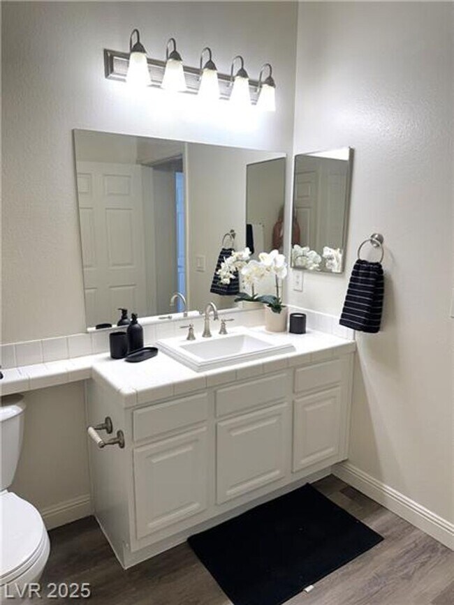 Building Photo - Well-maintained condo located in a convenient Southwest Las Vegas community. Attached 2 car garage.