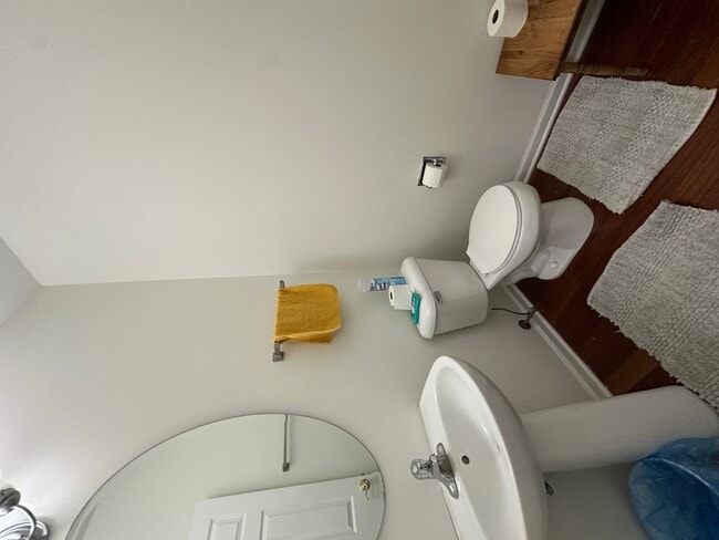 Building Photo - 2600 Providence Ave