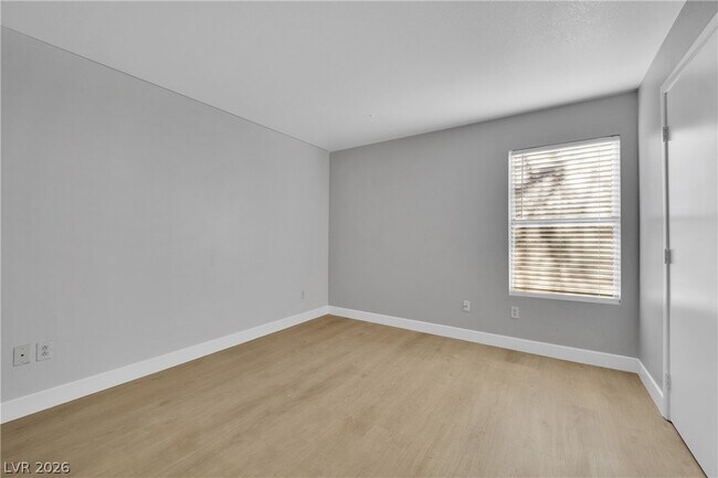 Building Photo - 2300 E Silverado Ranch Blvd