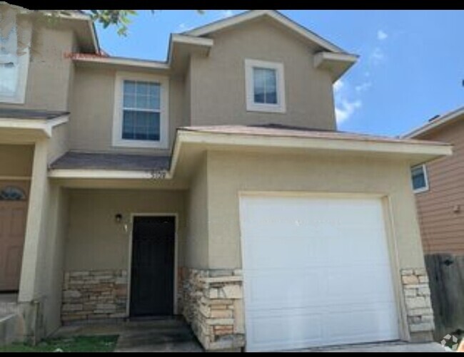 Building Photo - 5108 Flipper Dr