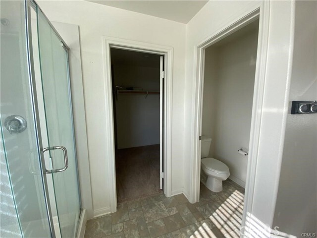 Building Photo - 690 Huron Pl