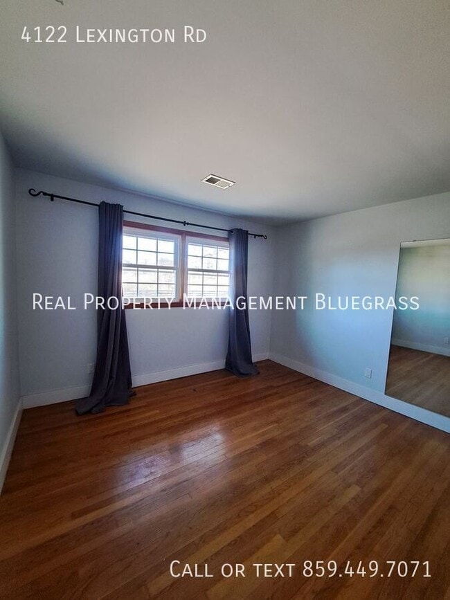 Building Photo - 4122 Lexington Rd