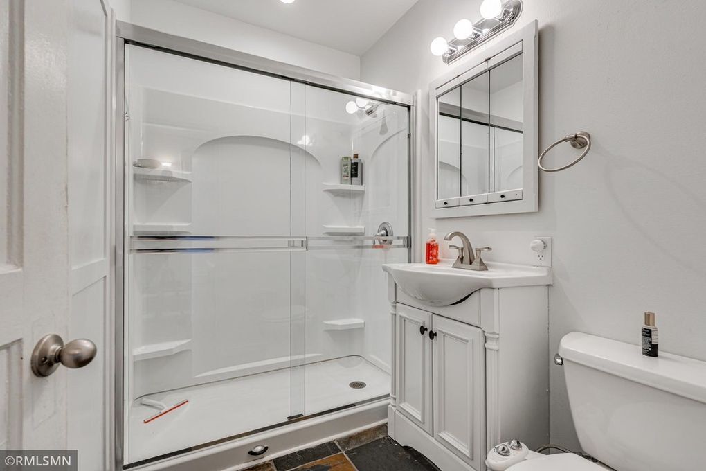 Building Photo - 1113 26th Ave NE