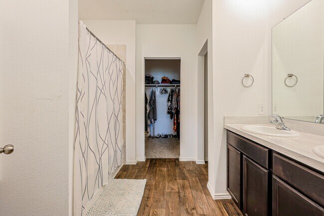 Building Photo - 22603 Aspen Tarn Trl