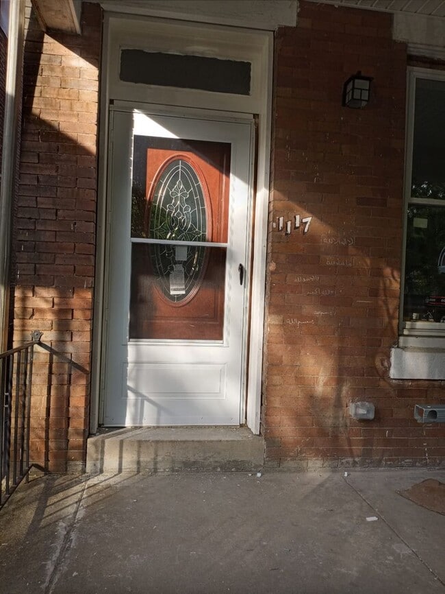 Building Photo - 4 Bedroom 3.5 Bath Home