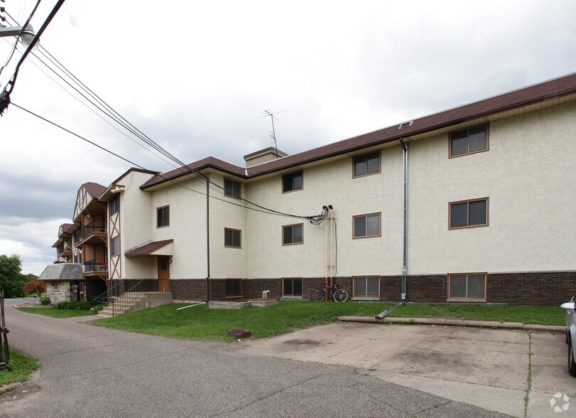 Brittany Apartments 3127 S Highway 100 Saint Louis Park MN 55416