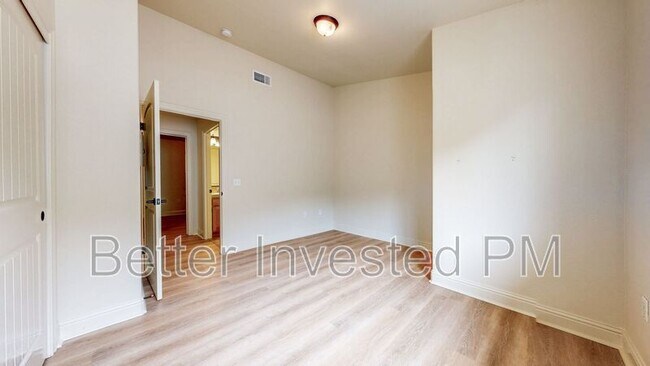 Building Photo - 14636 Jomark Ln