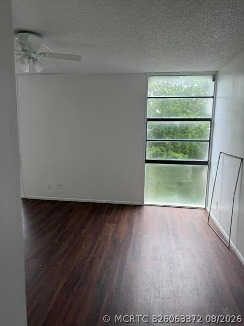 Building Photo - 3475 N Country Club Dr