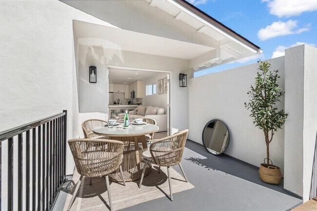 Building Photo - 2691 Palomino Cir