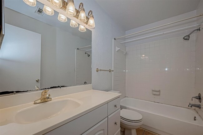 Building Photo - 4212 Belle Park Dr