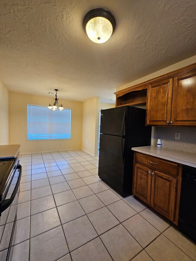 Building Photo - 867 Rambling Oaks Dr