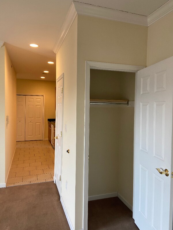 Building Photo - 1010 6th St