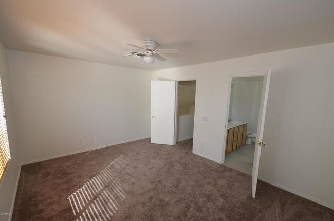 Building Photo - 630 N Diane Ct