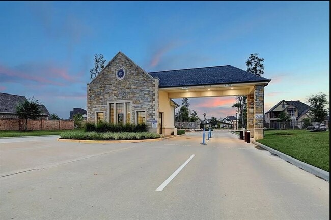 Building Photo - 12110 River Dee Dr