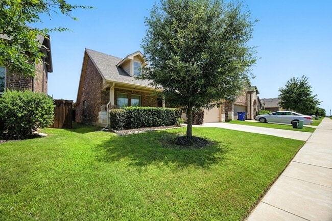 Building Photo - 2429 Opaline Dr