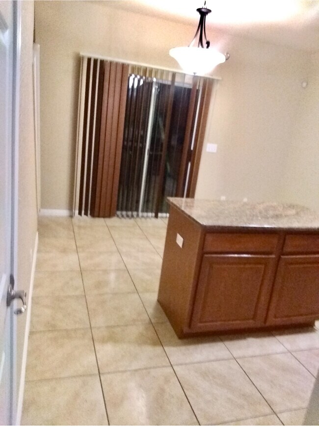 Building Photo - 1514 Chinook