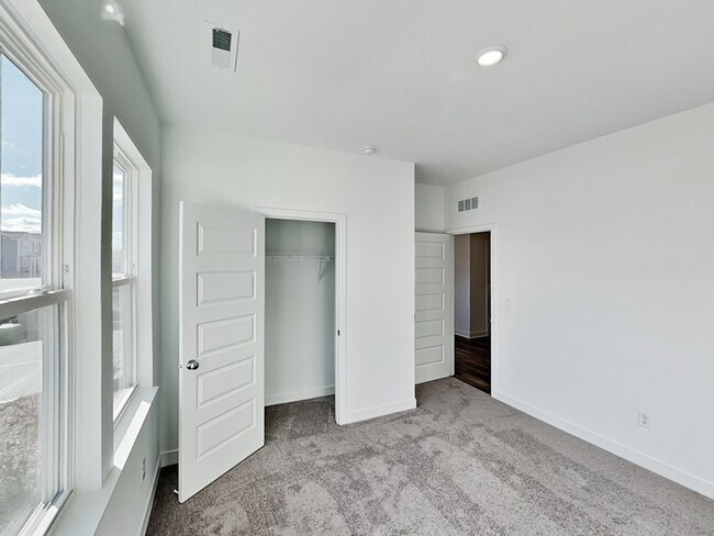 Building Photo - 11710 Cotterill Wy