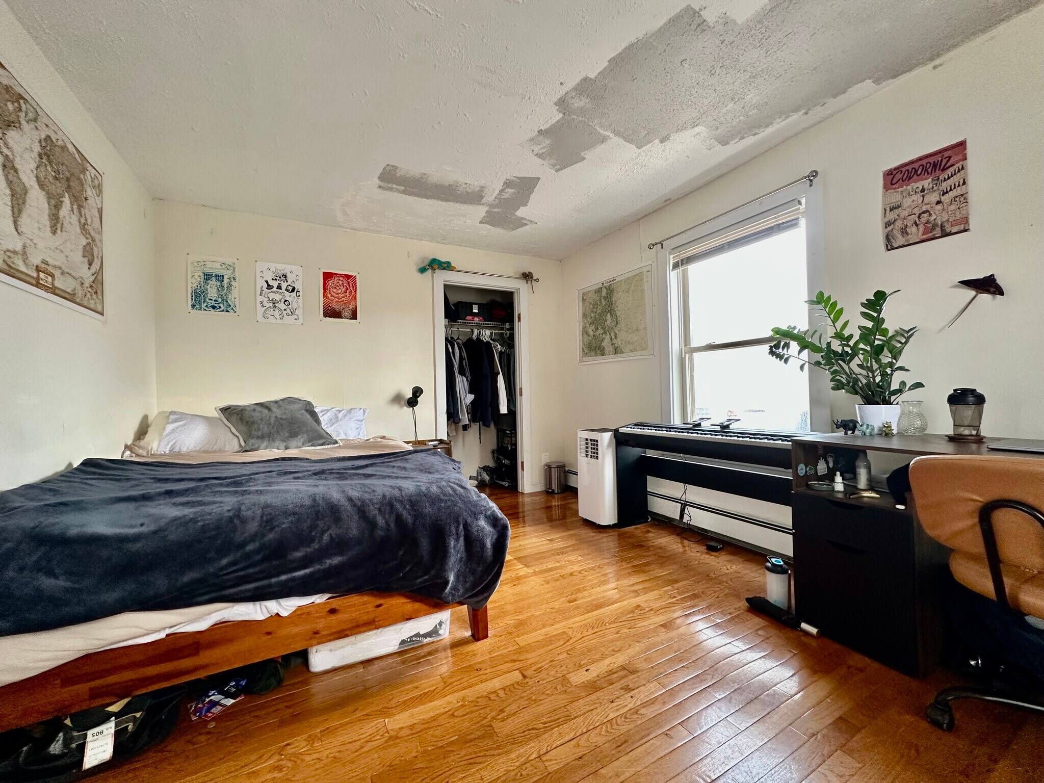 Building Photo - 74 Ashford St