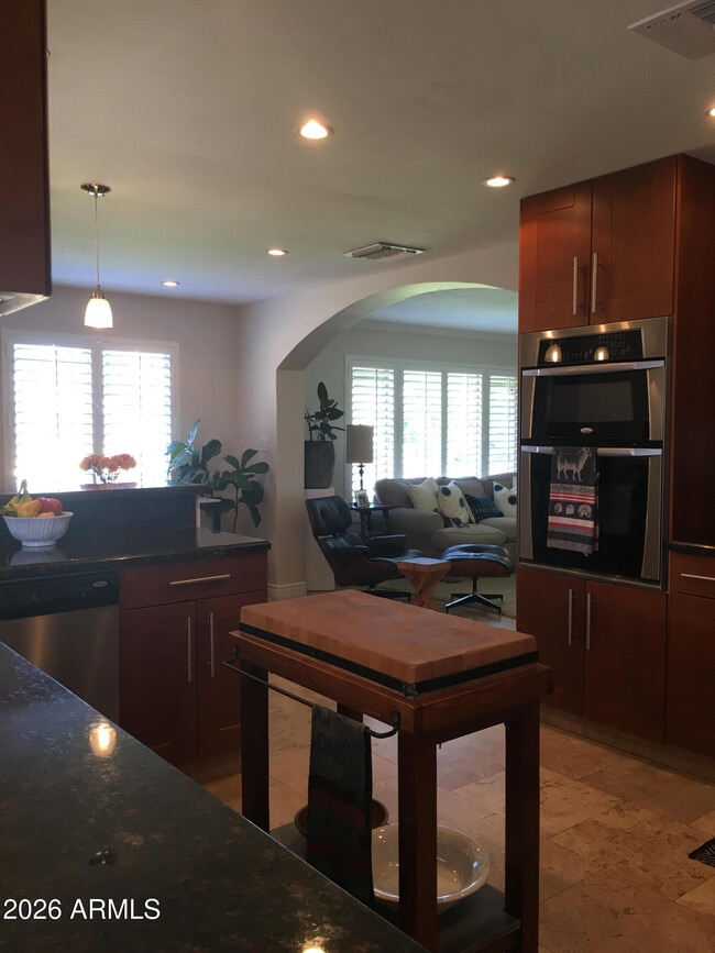 Building Photo - 3609 E Piccadilly Rd