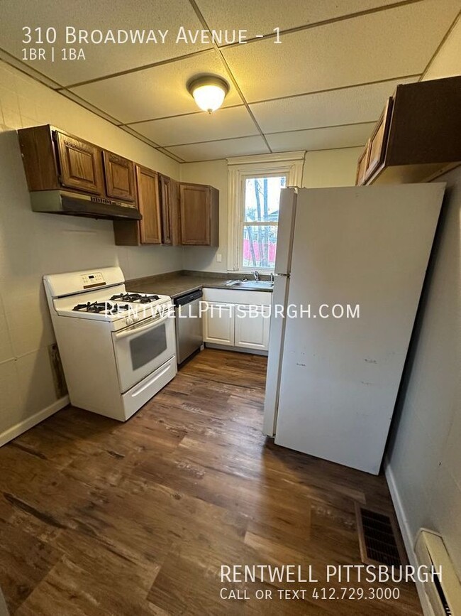 Building Photo - 1 Bedroom Apartment in McKees Rocks