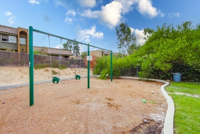 Building Photo - 1350 N Escondido Blvd