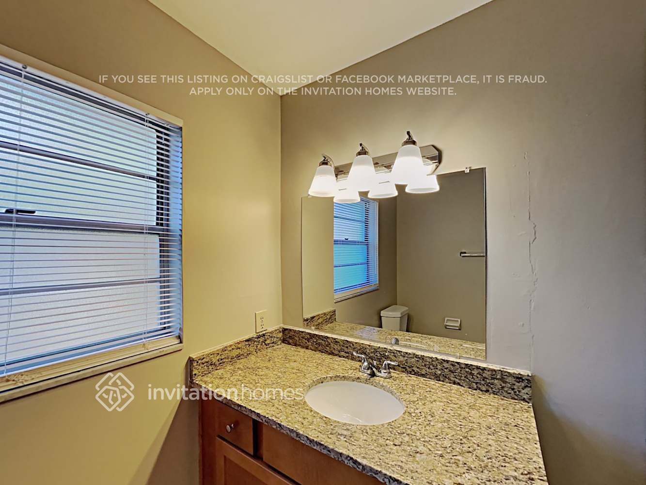 Building Photo - 23203 Lucerne Pl