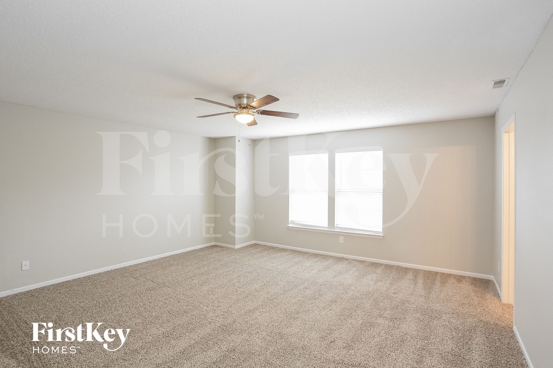 Building Photo - 13796 Meadow Lake Dr