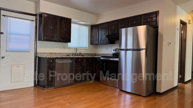 Building Photo - 21 Grissom Pl