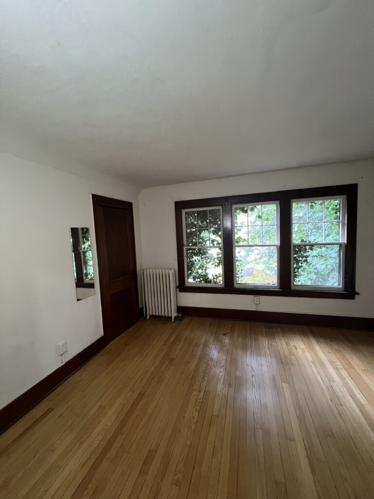 Building Photo - 115 Heights Ct