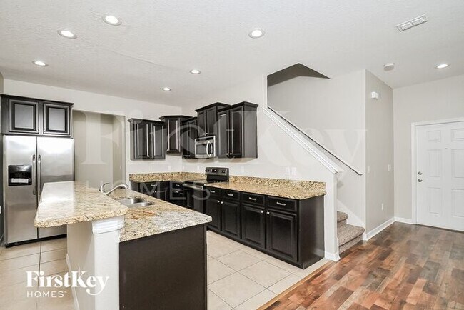 Building Photo - 10523 White Peacock Pl