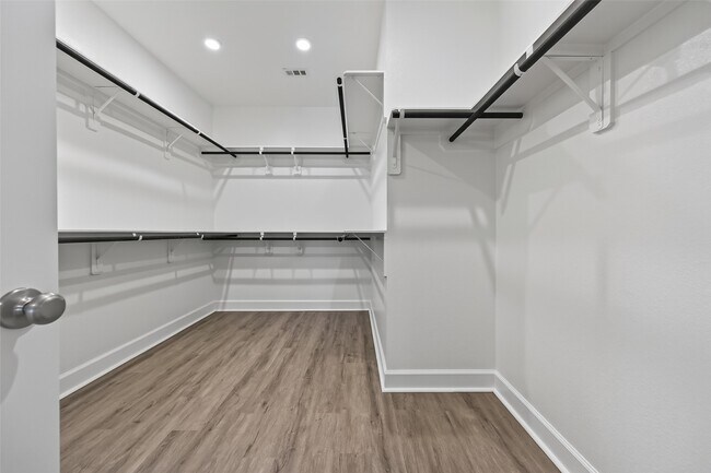 Building Photo - 17371 Merigold Hts Dr
