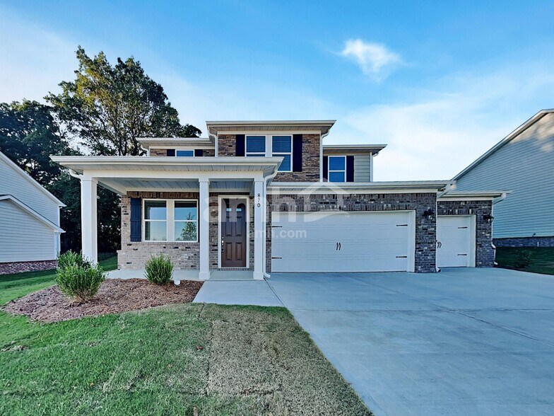 Primary Photo - 870 Jubilation St