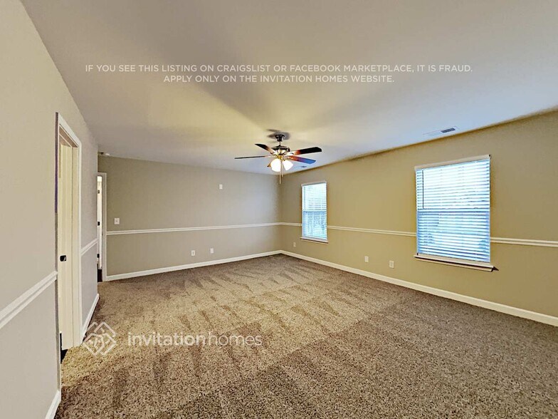 Building Photo - 886 Anchor Way NE