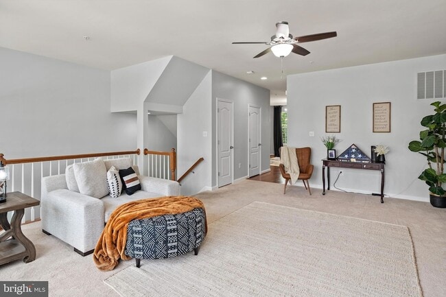 Building Photo - 7530 Stonehouse Run Dr