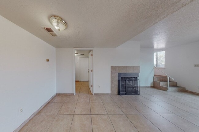 Building Photo - 11426 Prospect Ave NE