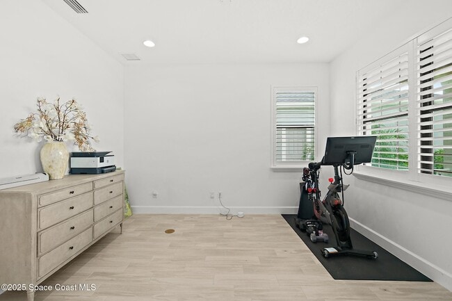 Building Photo - 3233 Casare Dr